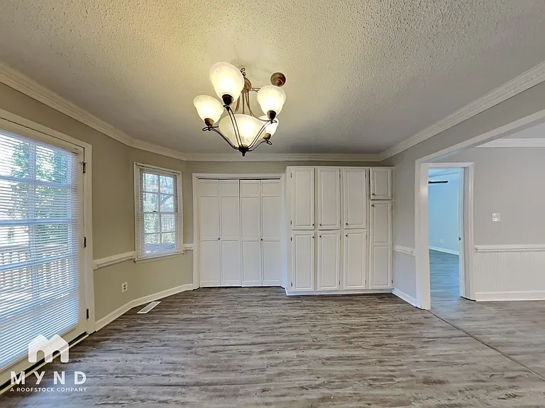 6125 Krandon Dr — Photo 12