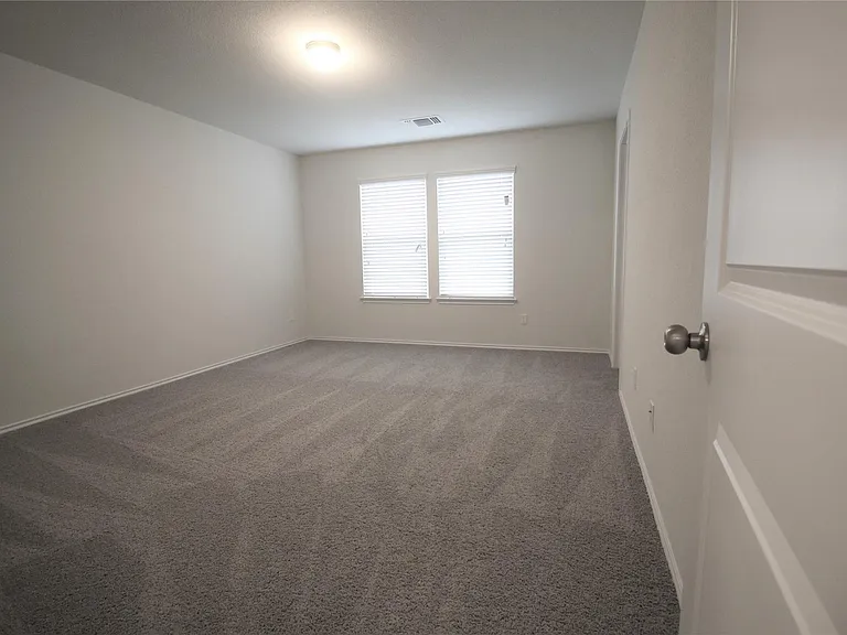 2601 Chandler Creek Blvd #16 — Photo 12