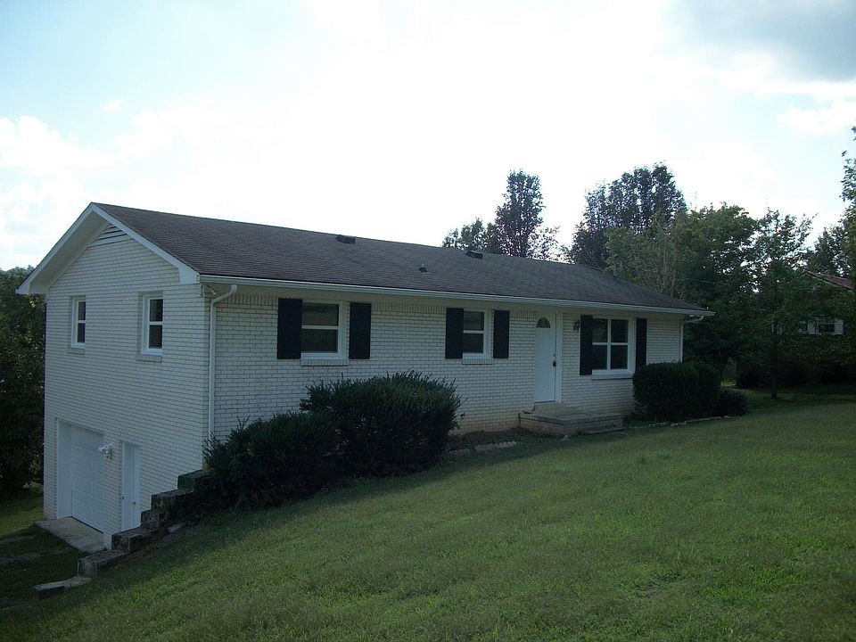 1st image of 302 Hillview Dr