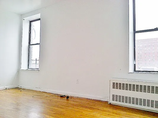 Rented by Bohemia Realty Group | media 27