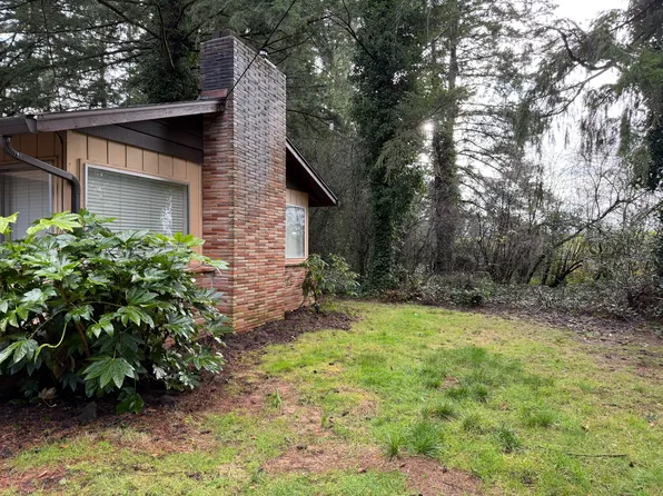 6310 SW Carman Dr, Lake Oswego, OR 97035