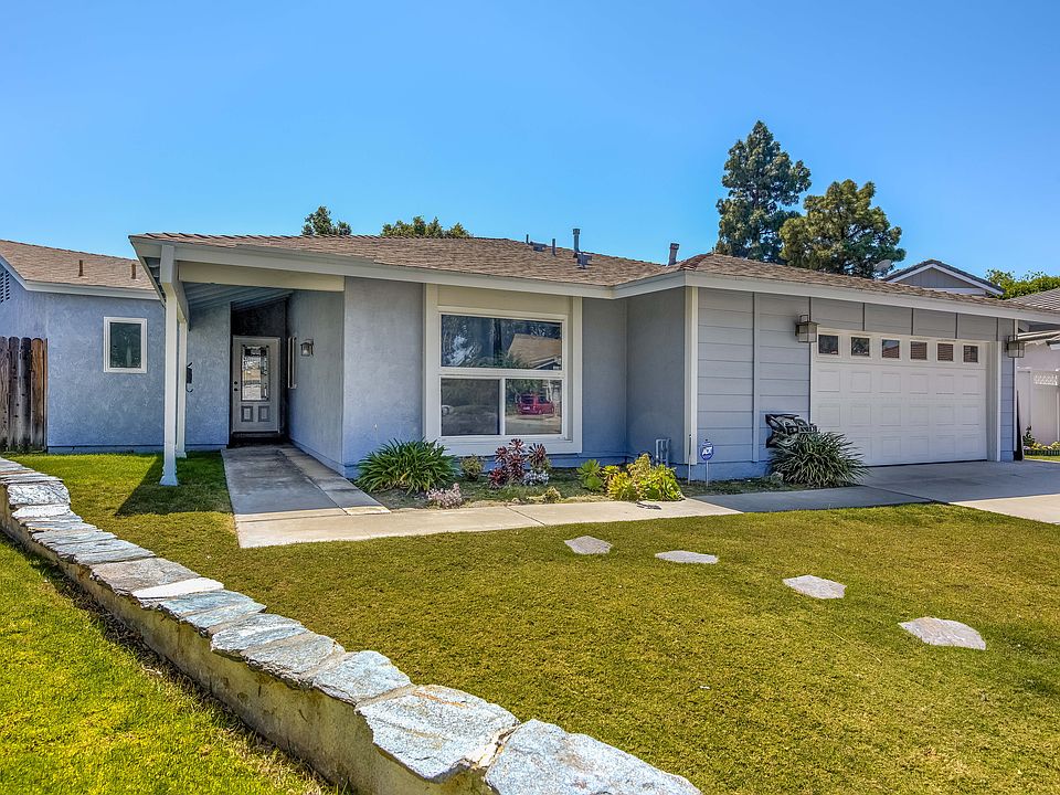 1st image of 14682 Berkshire Pl