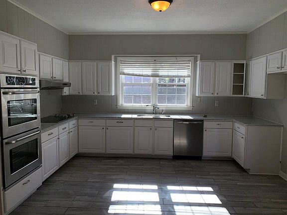4th image of 801 S Yates Rd