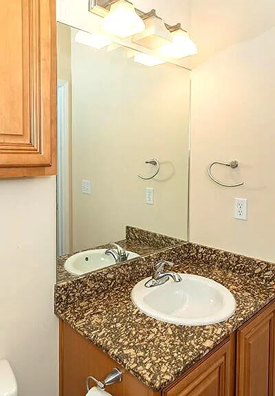 1469 Bentley Cir — Photo 7
