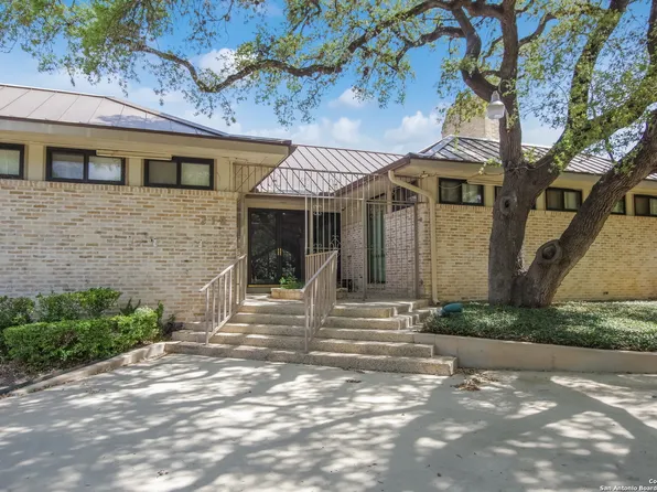 219 LABURNUM DR, San Antonio, TX 78209