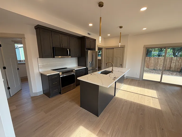 8712 SE Clatsop St — Photo 15