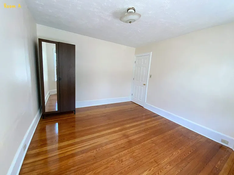 36 Grant Ave #1 — Photo 4