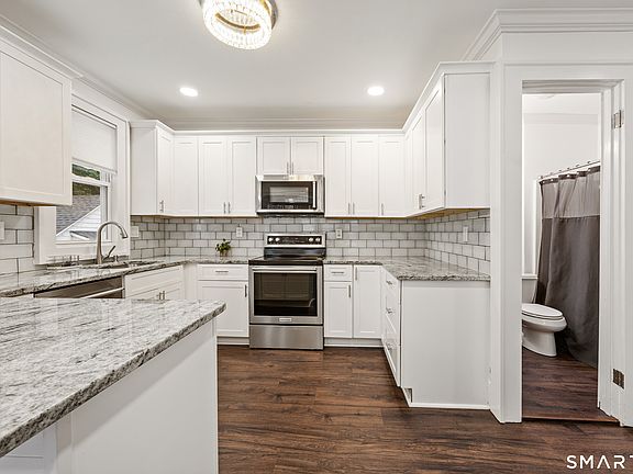 5th image of 27 Seminole Avenue