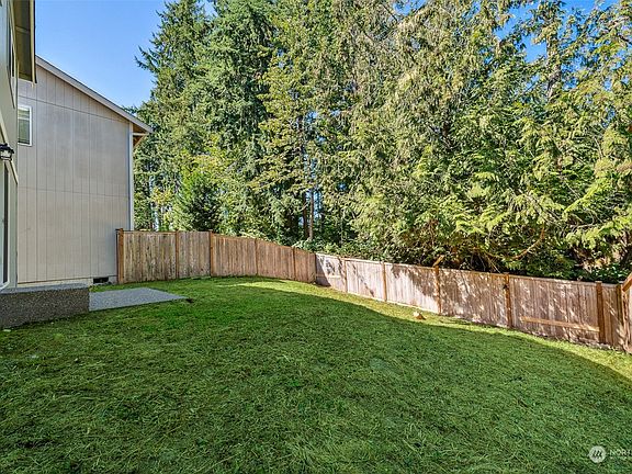 4th image of 11710 9th Avenue Ct E