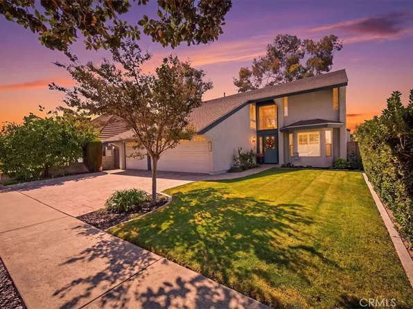 2232 Apple Tree Dr, Tustin, CA 92780