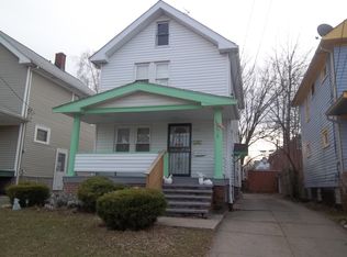 952 Stevenson Rd, Cleveland, OH 44110