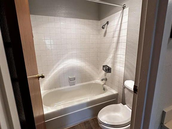 5th image of 395 Imperial Way APT 211