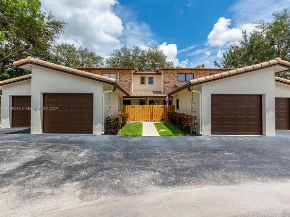 12451 NW 3rd St APT B3, Plantation, FL 33325