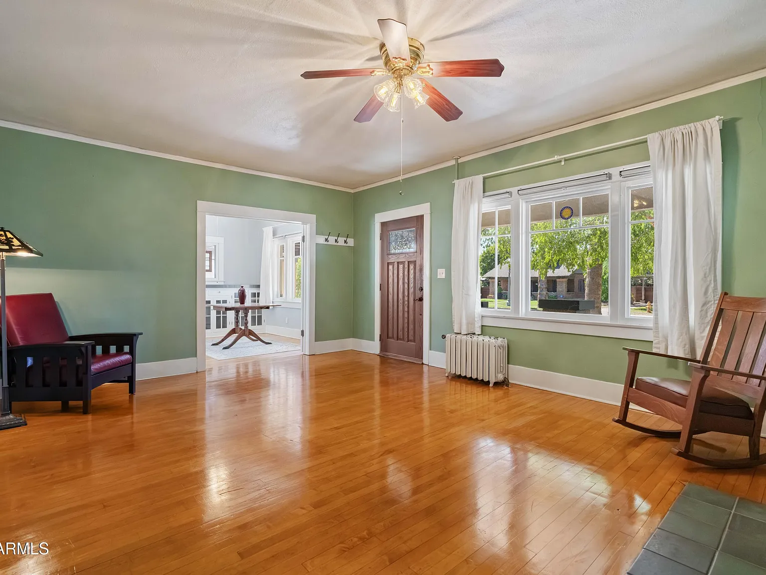 2 bed, 1.5 bath, 1690 sqft, $3,000 — Photo 4