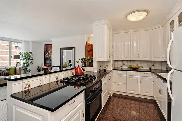 Sold by Corcoran | media 2