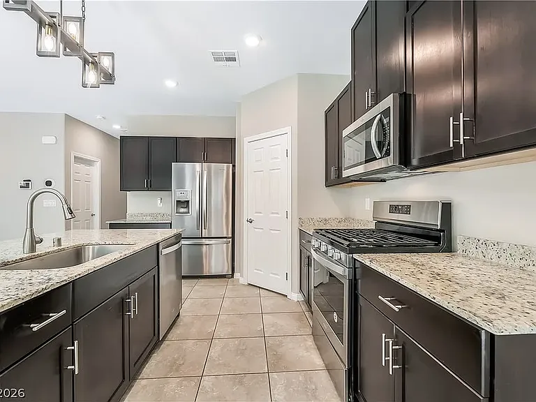 Stainless steel appliances included
