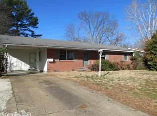 1307 Bellemeade Dr, Conway, AR 72034