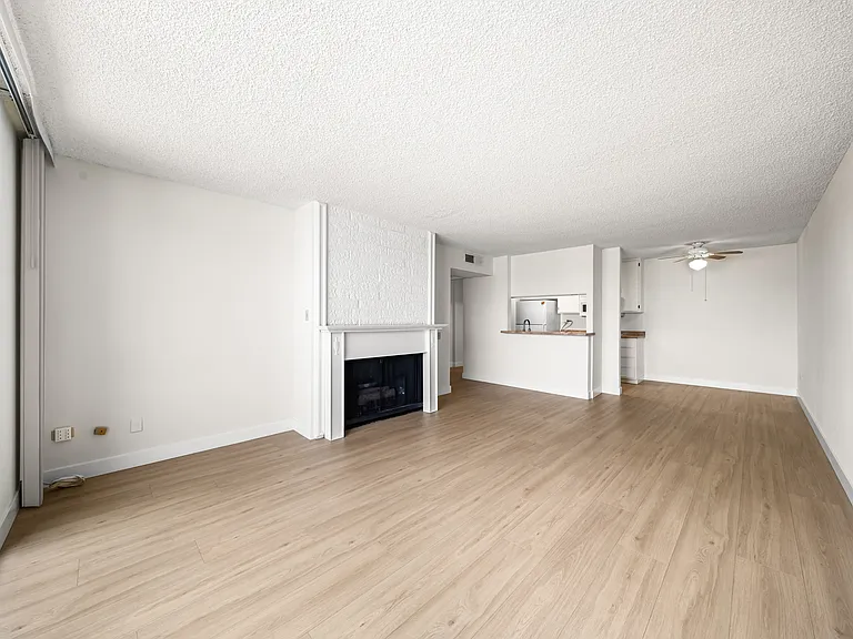 421 S La Fayette Park Pl #0 — Photo 11