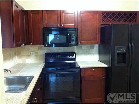 4th image of 2534 Boundbrook Dr S APT 120