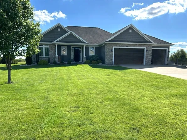 16765 Fox Ridge Dr, Effingham, IL 62401