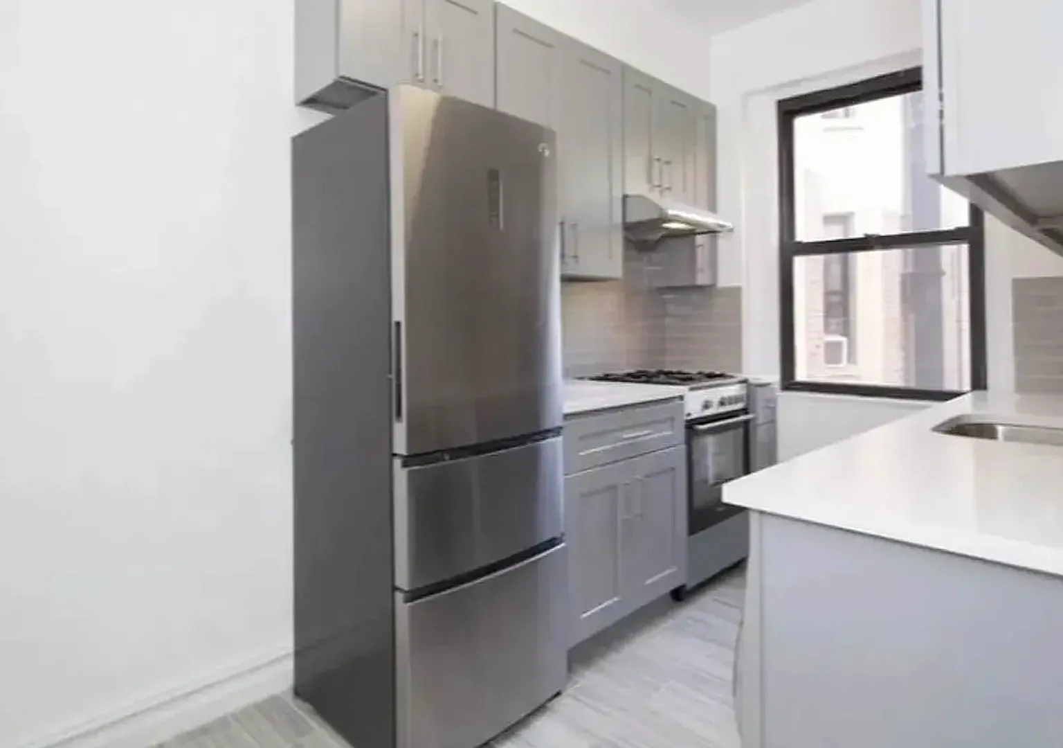 16 Spring Street — Photo 1