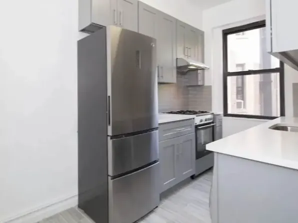 16 Spring Street image 1 of 5