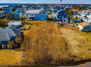 10 E Winthrop Ave, Strathmere, NJ 08248