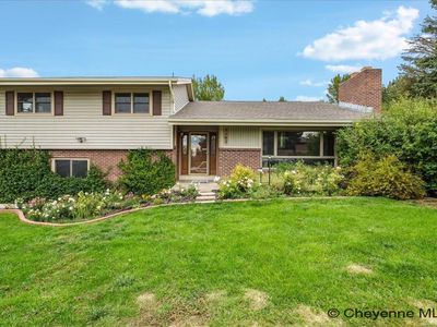 5502 Canyon Rd, Cheyenne, WY, 82009