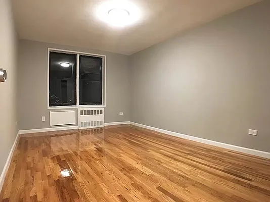 Rented by Bruma Realty LLC | media 6