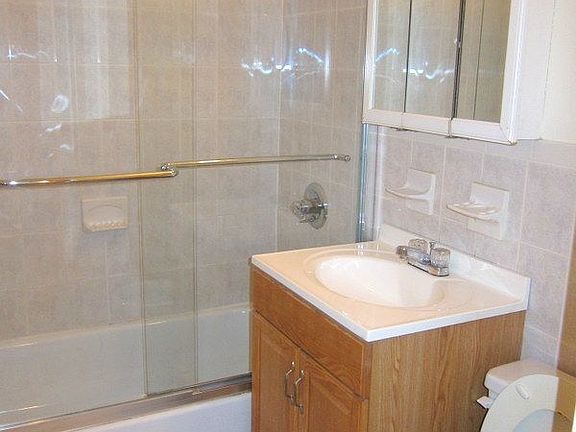 4th image of 1688 York Ave #30