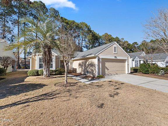 2nd image of 17 Broughton Cir
