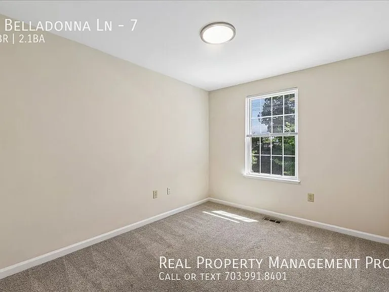 2 Belladonna Ln #7 — Photo 15