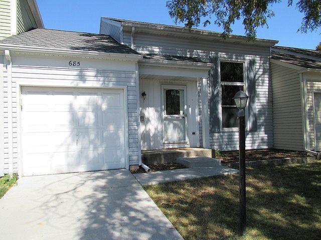 1st image of 685 Grant Cir