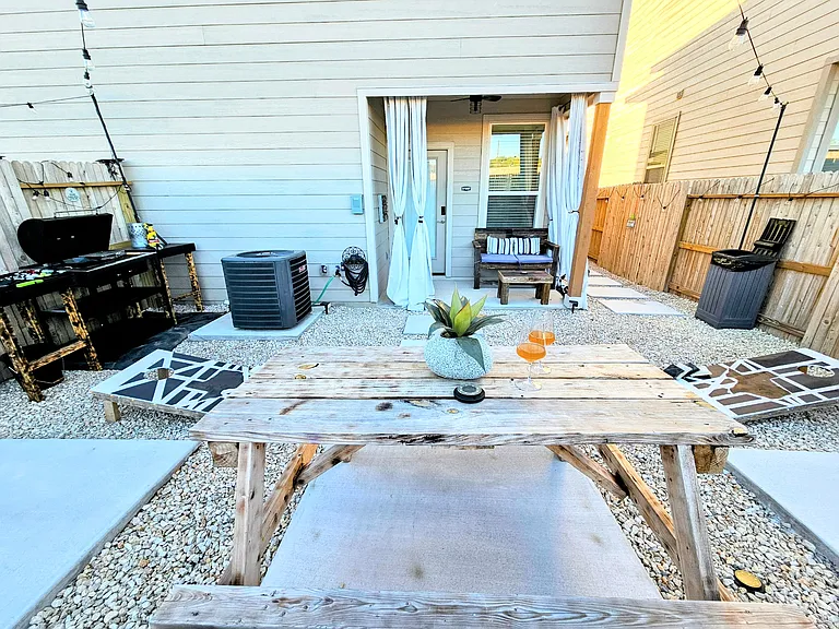 7544 Magnolia Vlg #101 — Photo 12