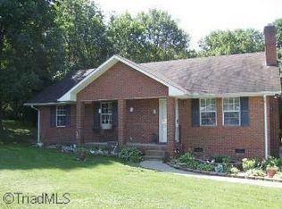 159 Ellis Ct, Thomasville, NC 27360