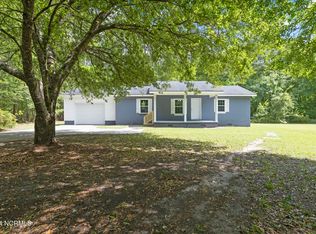 690 Maple Hill School Road, Maple Hill, NC 28454
