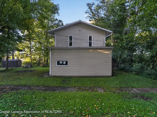 116 Monroe St, North Adams, MI 49262