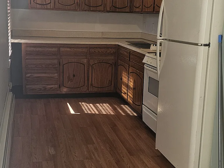 36 Elm St #2 — Photo 9
