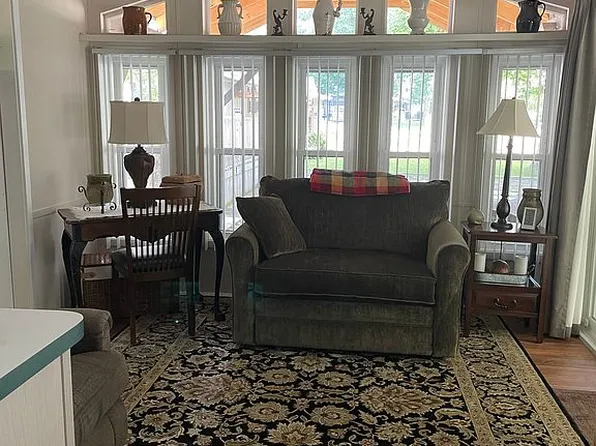 1977 Little East Fork Rd, Canton, NC 28716