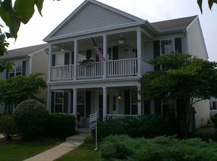122 Presidential Blvd, Oswego, IL 60543