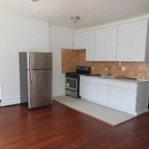 1st image of 1251 Pacific St #2