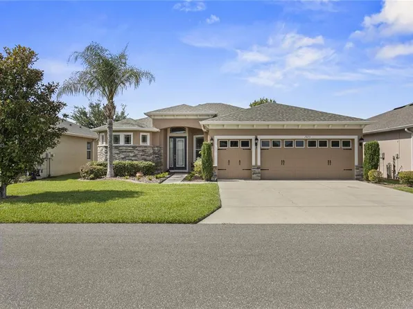 29255 Grass Bunker Dr, San Antonio, FL 33576