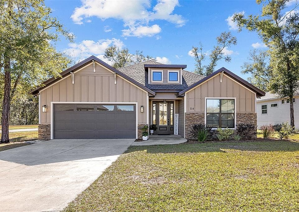 1st image of 114 SW SILVER PALM DRIVE