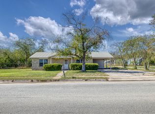 733 N Camp, Uvalde, TX 78801