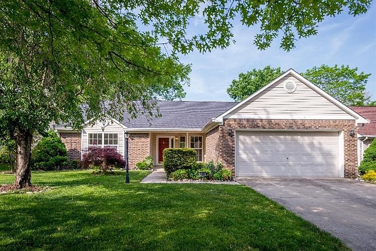 1st image of 2211 Stonewood Ln