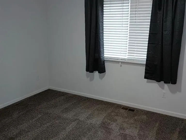 48600 Sugarbush Rd — Photo 4