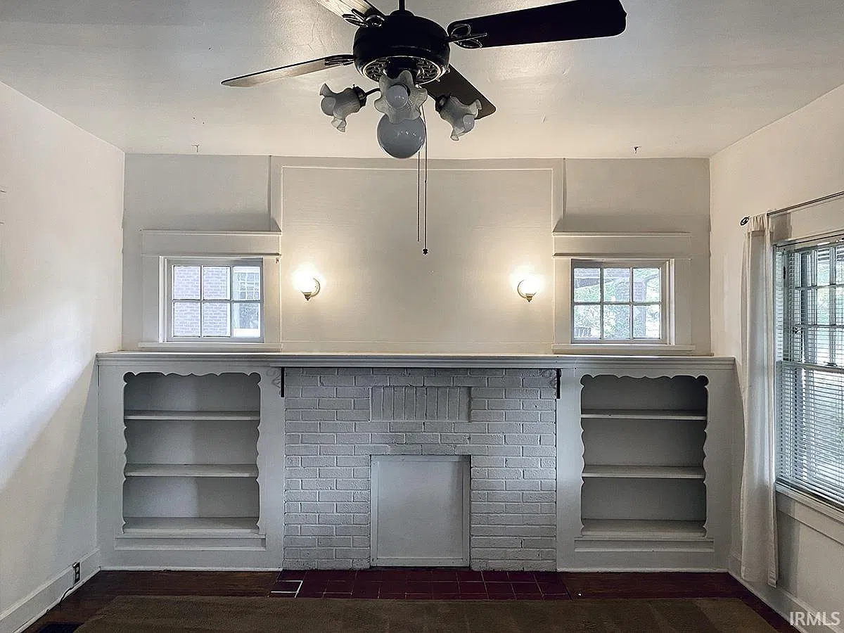 4 bed, 2.0 bath, 2286 sqft, $3,300 — Photo 4