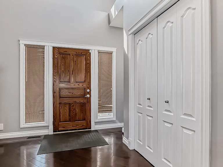 409 W Lakeview Dr — Photo 6