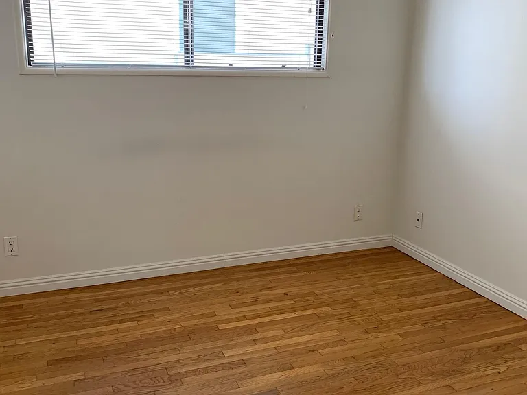1128 Monterey Blvd — Photo 8