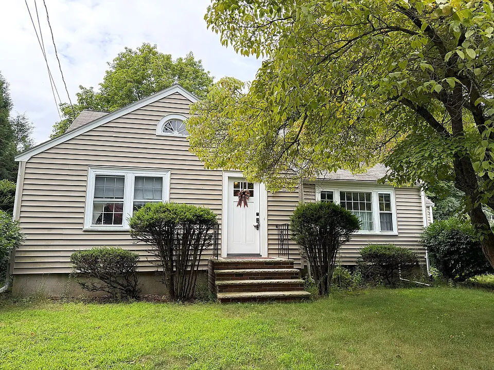 15 Elnew Ave